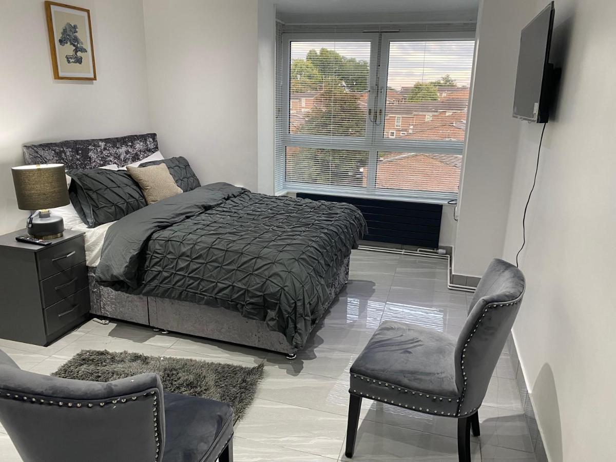 Luxurious 2-Bed Apartment In Woolwich Londra Esterno foto
